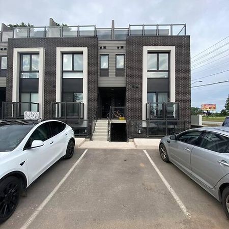 Lovely One Bedroom Condo With Free Parking Niagara Falls Exterior photo
