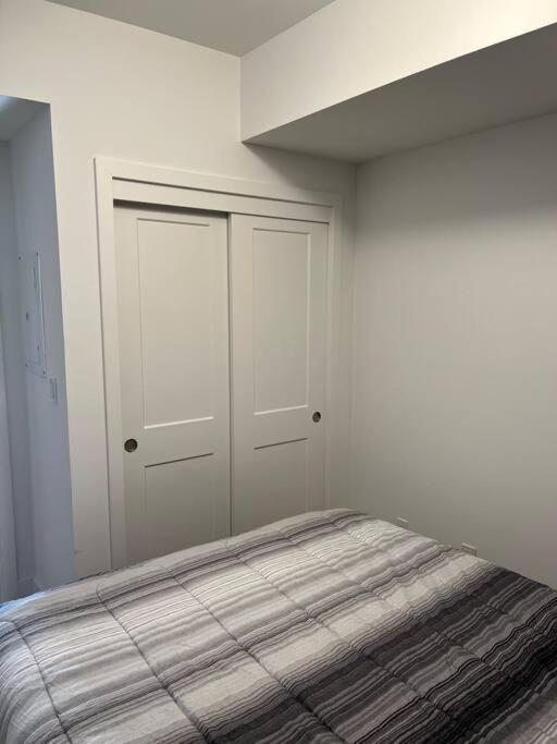 Lovely One Bedroom Condo With Free Parking Niagara Falls Exterior photo